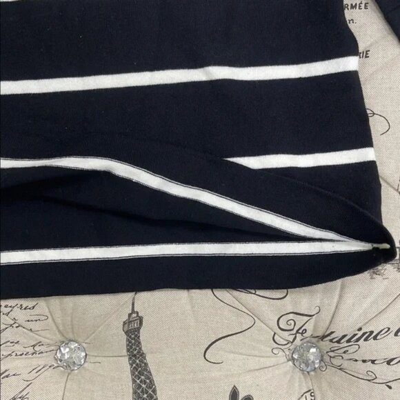 CeCe Women's 3/4 BELL Sleeves Sweater Top - Picture 6 of 10